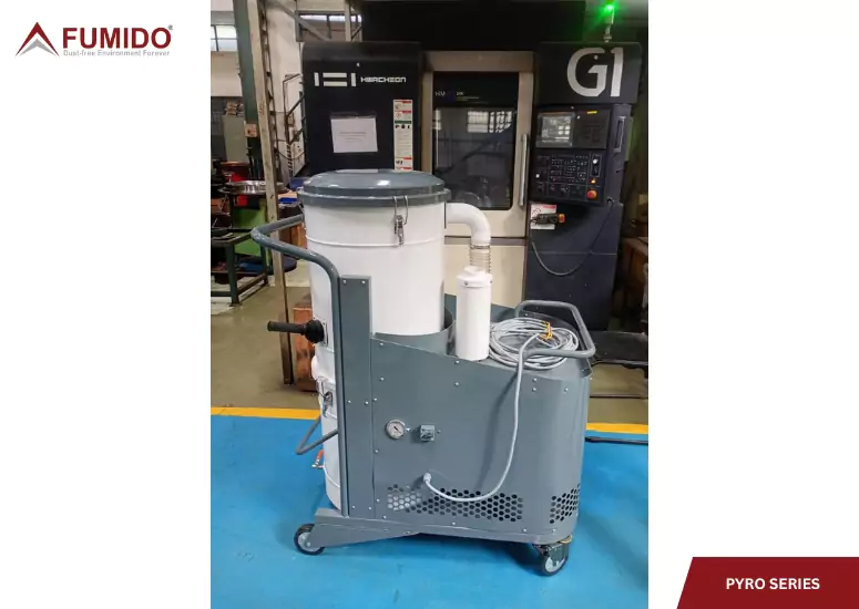 Industrial Vacuum Cleaner Wet & Dry - PYRO Series 10-